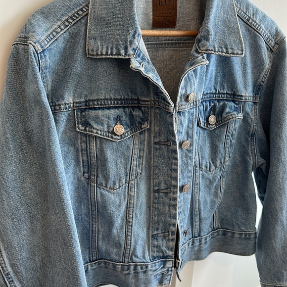 Gap Cropped Oversized Denim Jacket - Picture 2 of 4